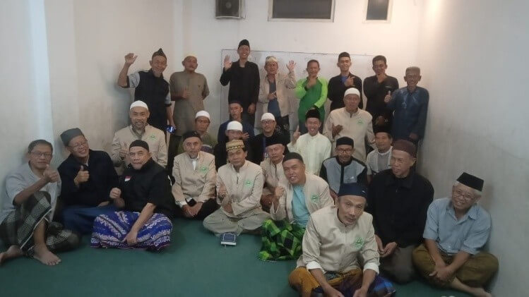 MAJLIS AN’NABA Tanimulya Indah Tetap Bersama Menuju Kebahagiaan di Alam Baka; (Pesantren Lansia berkiprah sejak 2010 di Tanimulya Indah Ngamprah Bandung Barat)