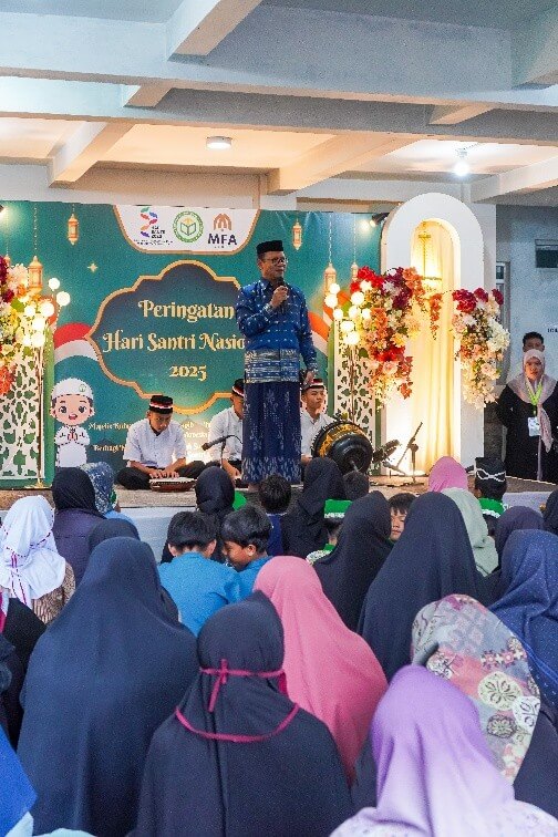 Pesantren Tanimulya Indah Ma’had Al-Istiqlal Kejar 3 Keberkahan Dalam Sehari ;  Gelar Kegiatan Majelis Kubro, Hari Santri Nasional dan Santunan Anak Yatim Bersamaan