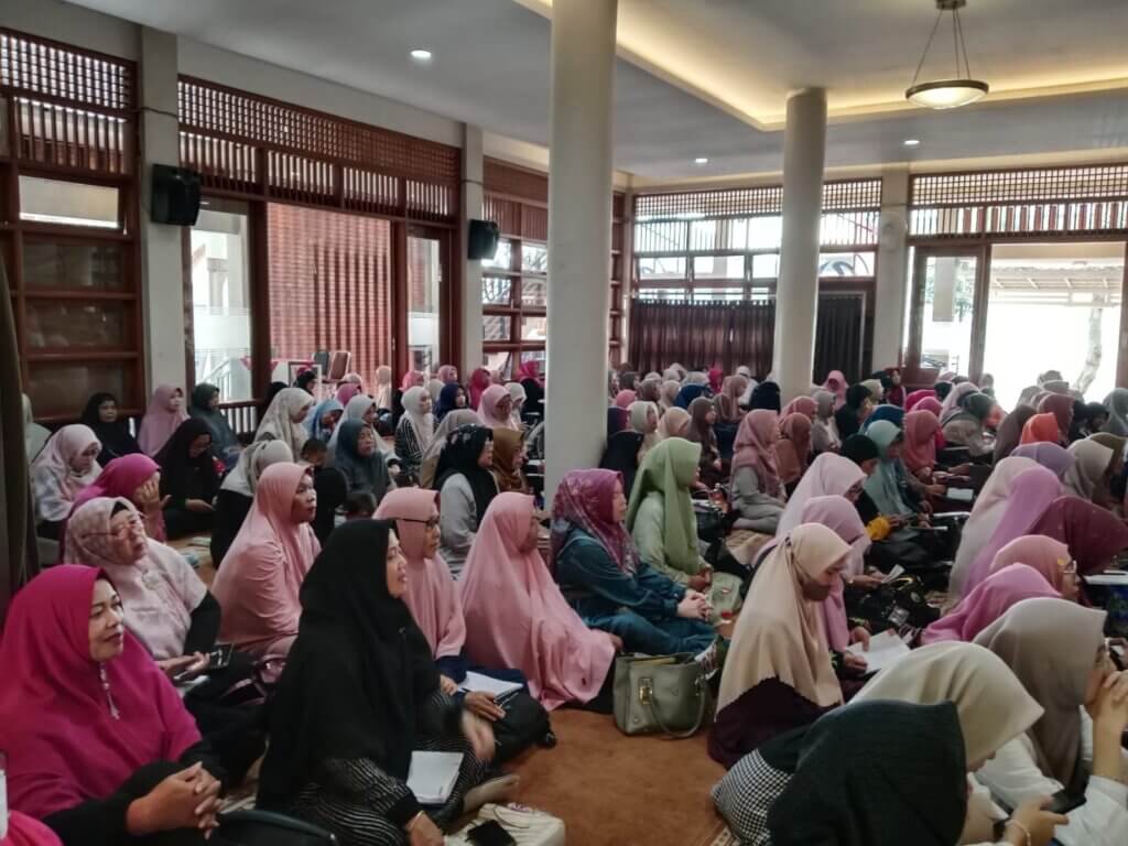 Majelis Taklim Kubro (MTK) RW 15 Tanimulya : Wadah Penguat Ukhuwah dan Keilmuan Umat