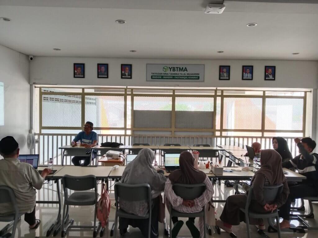 Review RAKS dan Program BOS TK Al Hikmah – PAUD Aster – Day Care Little Aster : Sebagai Wujud Transparansi dan Akuntabilitas Pengelolaan Pendidikan YBTMA