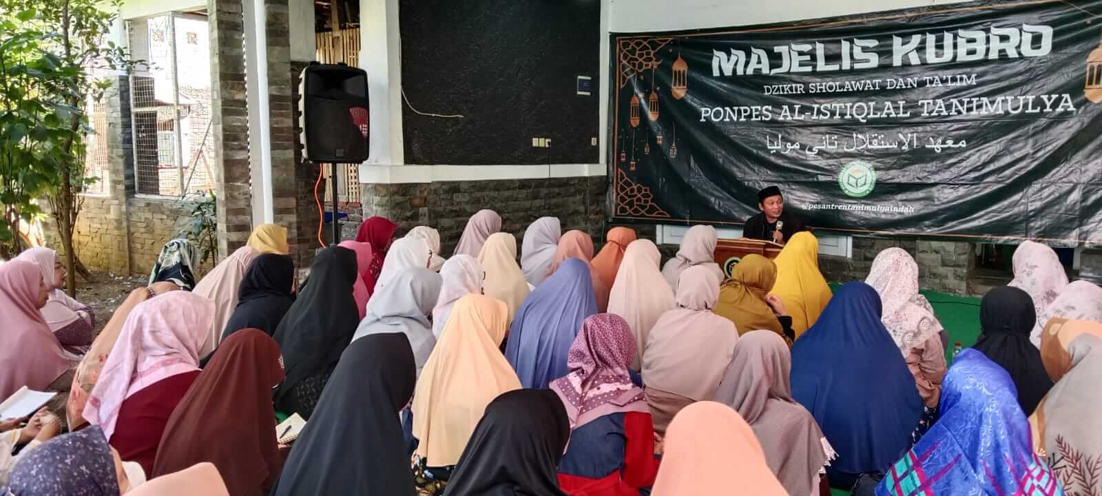 Majelis Qubro Pesantren Tanimulya Indah Bahas Mitos Bulan Safar: Meluruskan Akidah Berdasarkan Al-Qur’an dan As-Sunnah